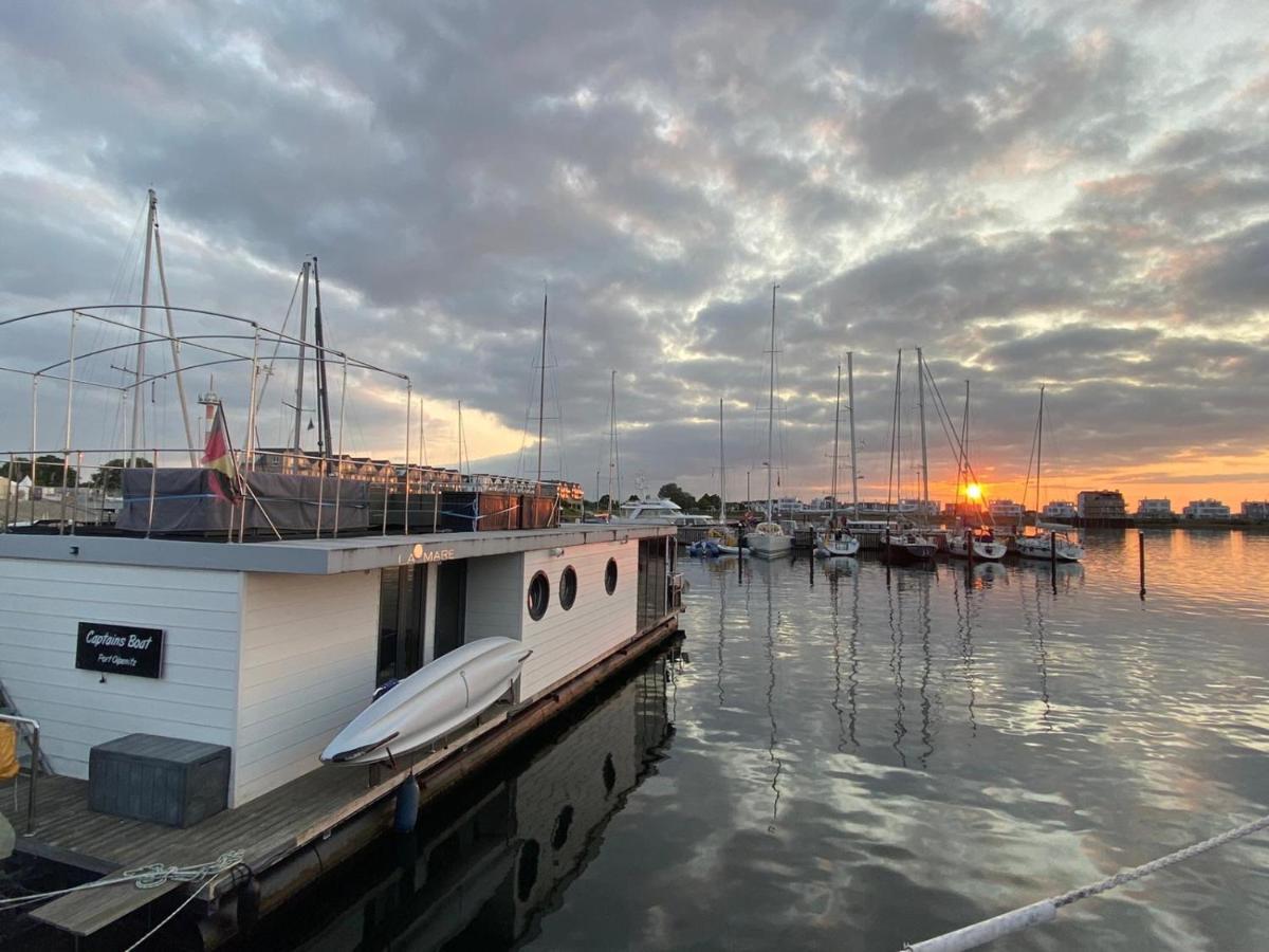 Appartamento Hausboot Ferienhaus Captains Boat Kappeln Esterno foto